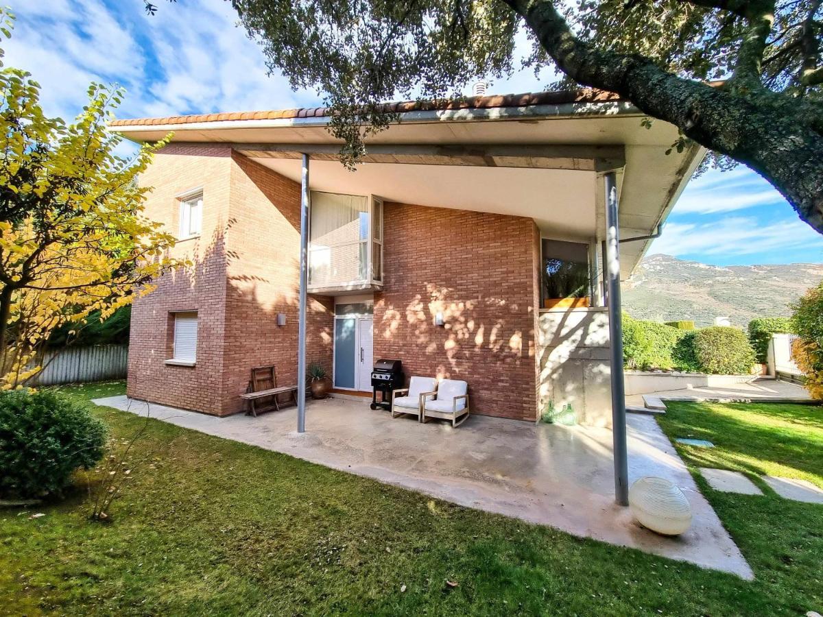 Villa Guara Golf Y Pool Comotucasa Nueno Eksteriør bilde